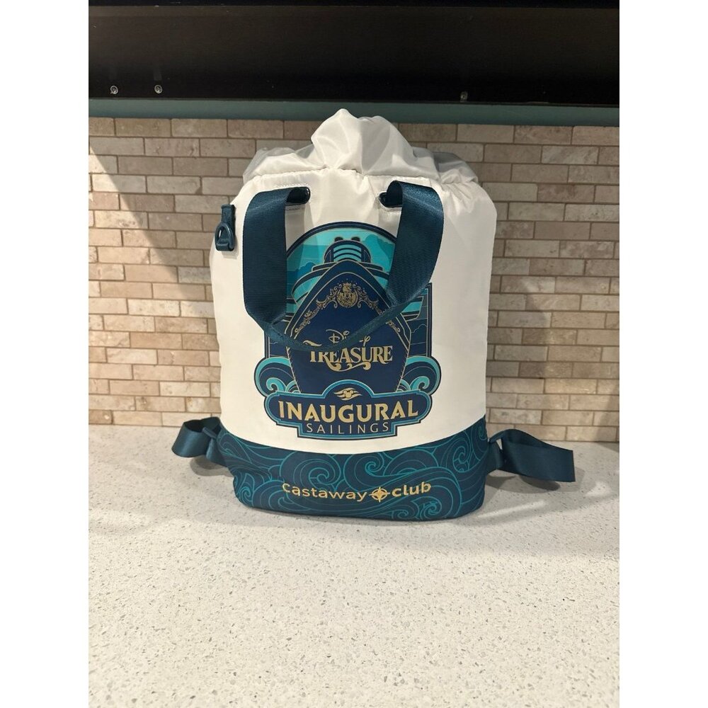 Disney Treasure Maiden Voyage Castaway Club Bag Cooler Backpack